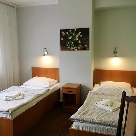 Hotel 3 Swarzędz 外观 照片