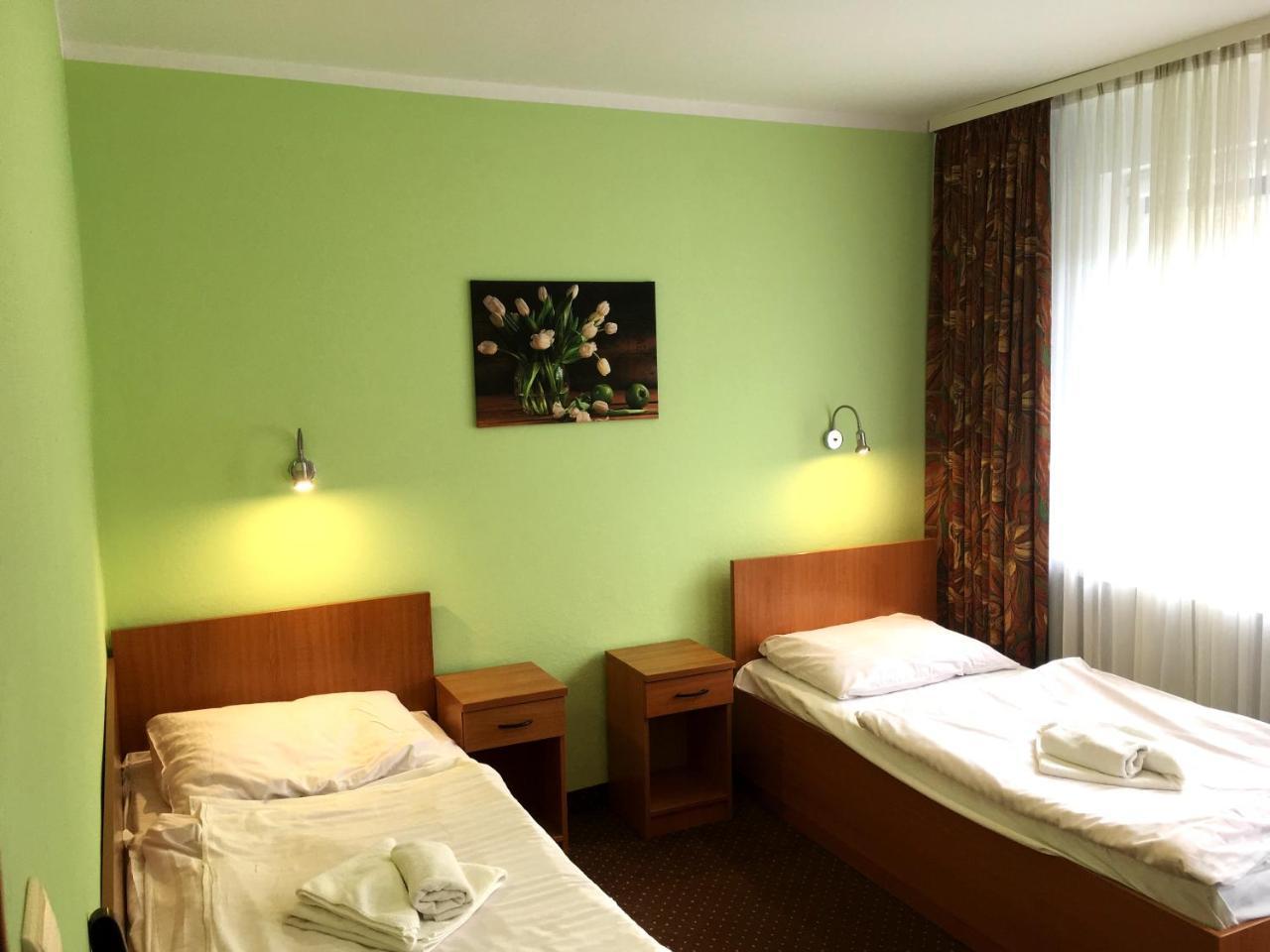 Hotel 3 Swarzędz 外观 照片