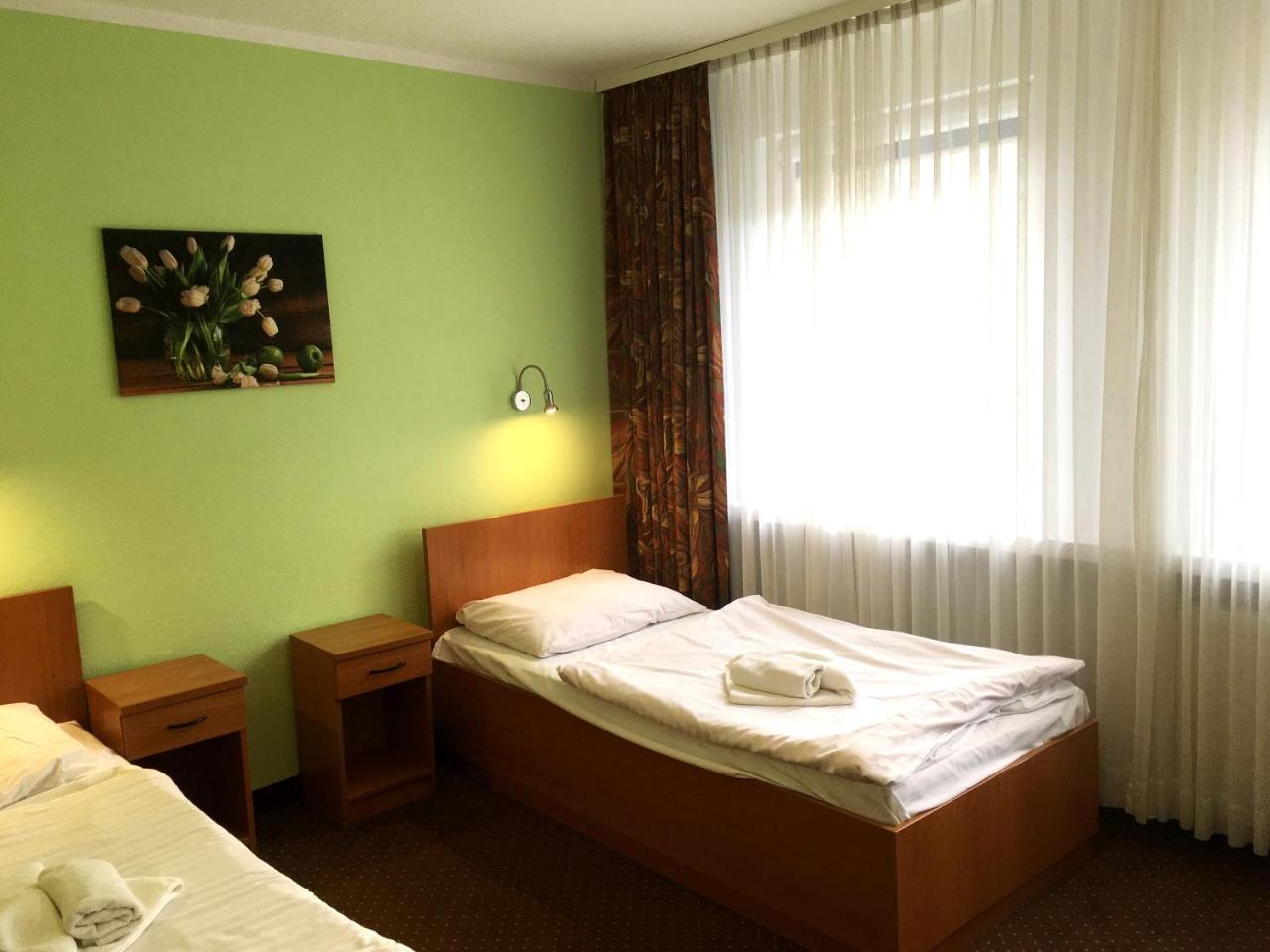 Hotel 3 Swarzędz 外观 照片